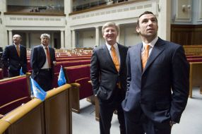 Мирча Луческу, Дарио Срна и Ринат Ахметов