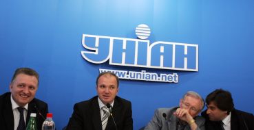 Ivan Petukhov, Vitaliy Mokharev, John Wood and Aleksandr Etnis