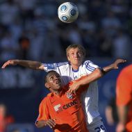 Vitaliy Mandzyuk and Willian Borges da Silva