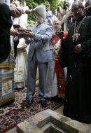 Capsule burial ceremony