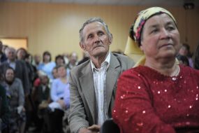 Жителі села