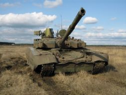 «Oplot» Ukrainian tank