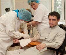 Сдача крови духовенством Запорожской епархии