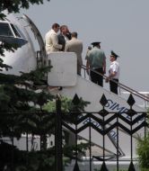 Константин Затулин в аэропорту в Симферополе