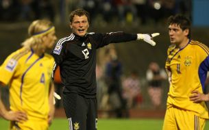 Anatoliy Timoschuk, Andrey Pyatov and Yevgeniy Seleznev