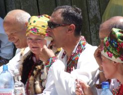 ”Bukova vit” festival participants eat