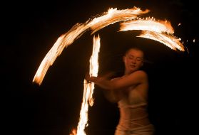 Участница фестиваля огня ”Kiev FIRE Fest-2009”