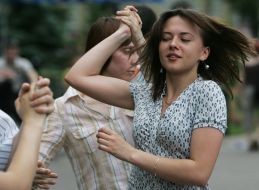 Dancing lessons at the Podol