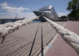 Круїзний лайнер ”Azamara Quest”