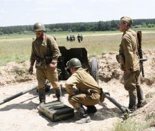 Participants of the first day of Great Patriotic war reconstruction