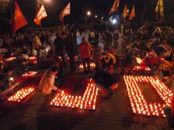 Odessa’s habitants kindle candles