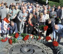 Wreath-laying ceremony