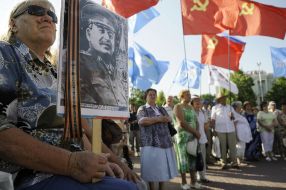 The mass meeting participants
