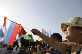 The mass meeting participants