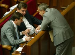 Andrey Klyuev, Vasily Petevka and Aleksandr Tretyakov