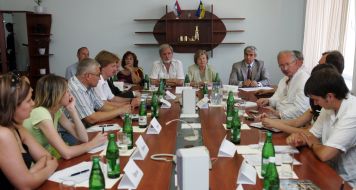 Round table participants