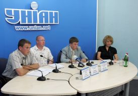 Pavel Portyanko, Roman Denisyuk and Yaroslav Grizodub