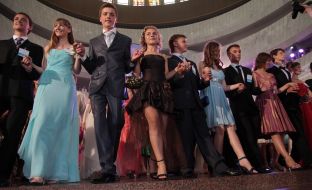 Випускники на «Балу балів Junior 2009»