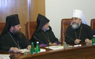 Митрополит Мефодий и Григорис Бунатиян
