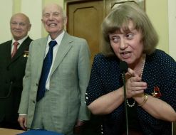 Борис Патон, Світлана Савицька та Володимир Джанібеков