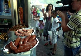 Teleoperator takes off sausage