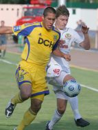 Johnatan Maydana and Andrey Varankov