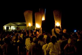 Flying lanterns