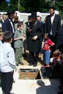 Burial of a 221 scroll of Torа