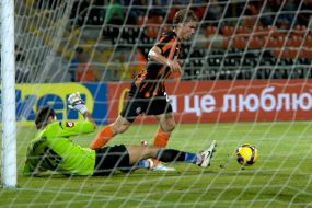 Kostel Pantilimon and Aleksandr Gladkiy