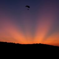 Hang glider rider