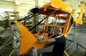 Монтаж электрооборудования самолета