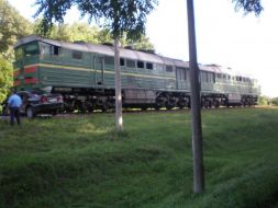 Разбитый автомобиль