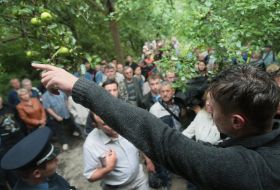 Protest action against the actions of the Holy Trinity monastery leaders