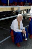 A trumpeter in the Ukrainian national suit