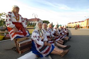 Festival participants sing