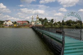 Bridge through a lake, anchorman to the church