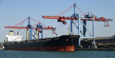 Корабль-сухогруз