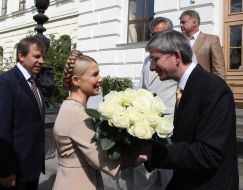 Nikolay Kmit, Yulia Timoshenko and Yevgeniy Choliy