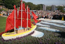 A floral exposition ”Scarlet sail”