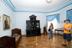 A room in the farmstead ”Kachanovka”