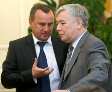 Yuriy Ekhanurov and Aleksandr Dombrovskiy