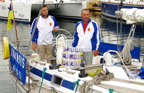 Станислав Тризна на яхте