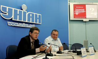 Vladimir Fesenko and Aleksey Antipovich