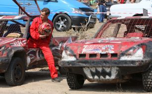 Участники автогонок