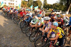 Участники велоэстафеты