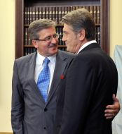 Bronislaw Komorowski and Viktor Yushchenko