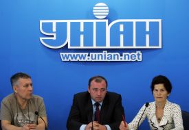 Nikolay Rymarev, Vitaliy Khibovskiy and Alla Dron