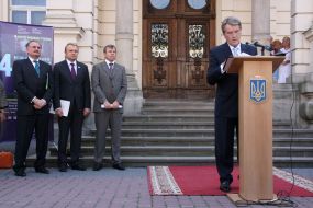 Viktor Yushchenko, Miroslav Senik, Andrey Sadovy and Nikolay Kmyt