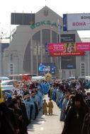 Priests carries Pochaev Icon of the Mother of God