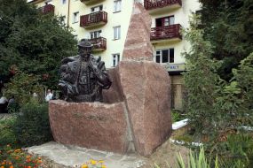 Monument to the guzul